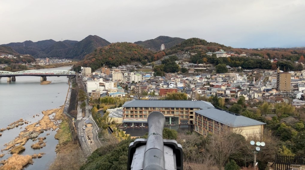 犬山城内部・天守閣からの景色(背面)