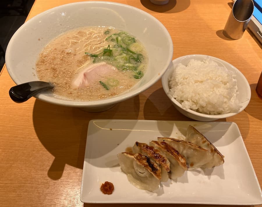 博多一風堂：白丸元味