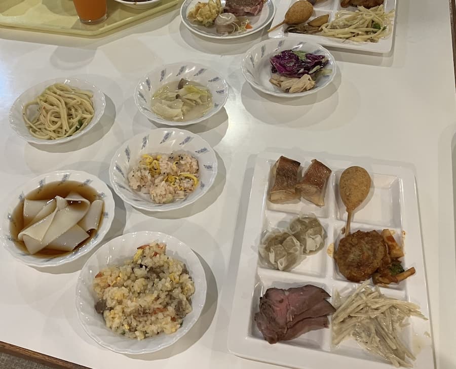 万座高原ホテル：ビュッフェ・ディナー