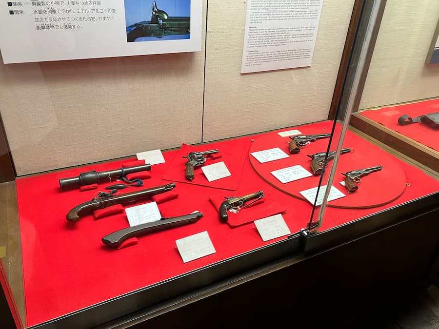 松本城：銃