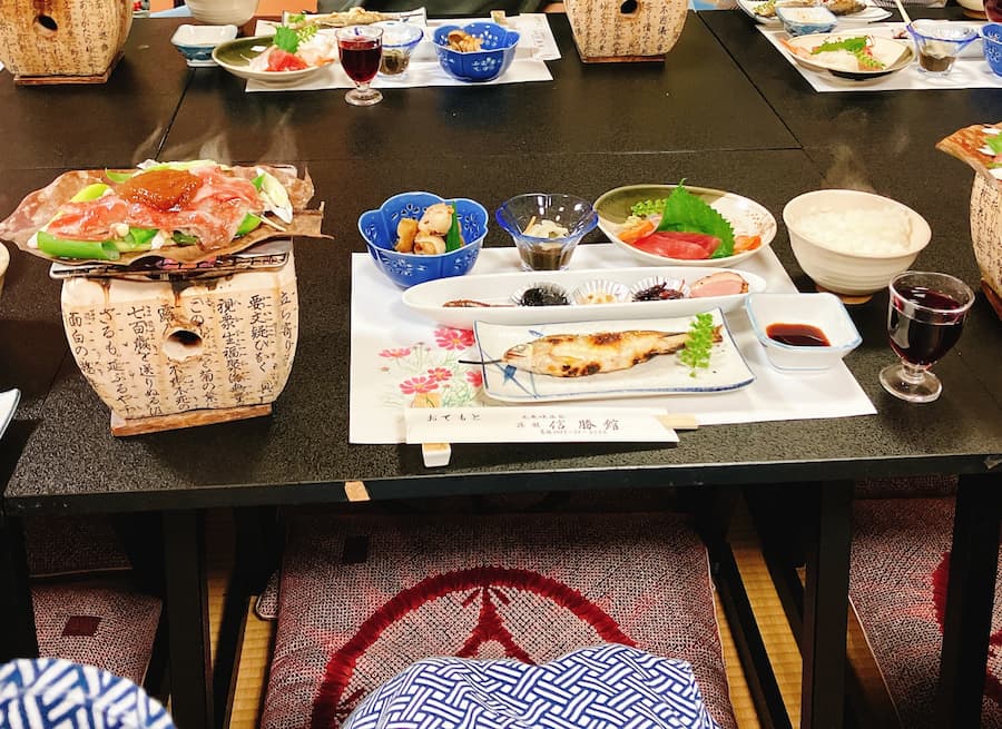 信勝館 夕食